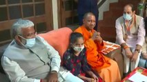 CM Yogi meets Kairana residents returned after migration