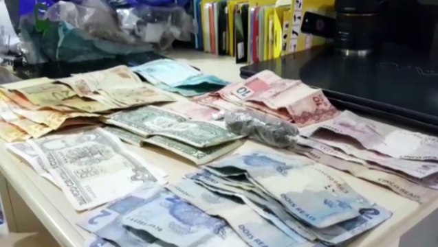 Dinheiro, inclusive moedas estrangeiras, drogas, produtos comerciais novos e eletrônicos foram apreendidos em Operação do GDE