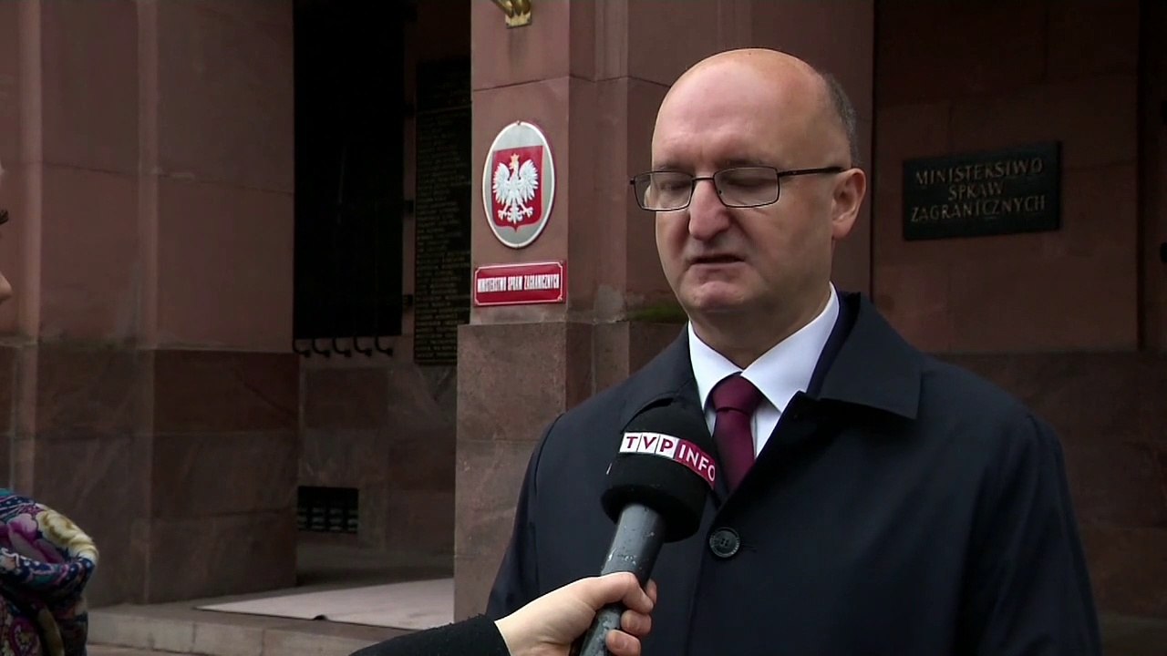 Alarmstimmung in Polen: Gewaltige Menschenmenge an Grenze zu Belarus