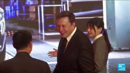 下载视频: Twitter votes Elon Musk should sell 10 percent of Tesla stock