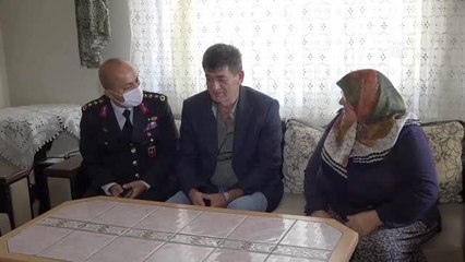 Bakan Soylu, faili 18 yıl sonra yakalanan şehidin ailesiyle görüntülü görüştü