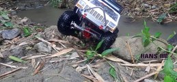 SCX10 ii JEEP CHEROKEE  DRIVING IN RIVER  RC OFF ROAD ADVENTURE