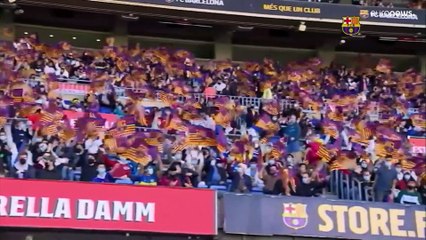 Furor en el Camp Nou en la presentación de Xavi Hernández