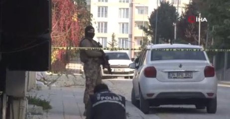 Küçükçekmece'de müteahhit ile kafe sahibi arasında kavga: 2 yaralı