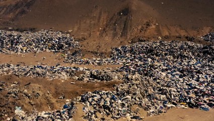 Mountains of clothes litter Chilean desert