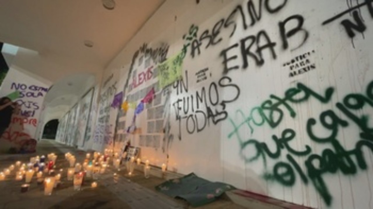 Recuerdan feminicidio de estudiante y represión policial en Cancún