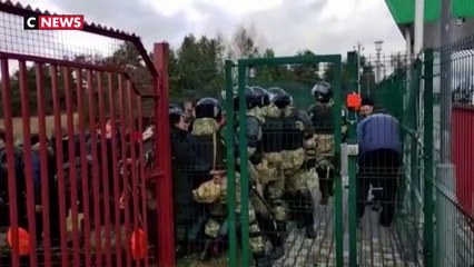 Des milliers de migrants aux portes de la Pologne