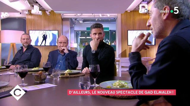 Gad Elmaleh évoque son célibat dans l'émission C à vous sur France 5.