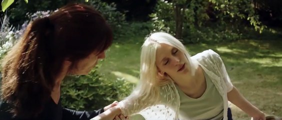 Une vie démente - Trailer