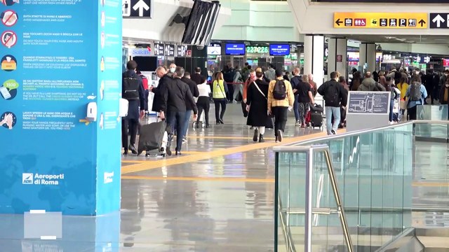 Frontiere Usa riaprono ai vaccinati, l'emozione di una nonna: Finalmente conoscerò mio nipote