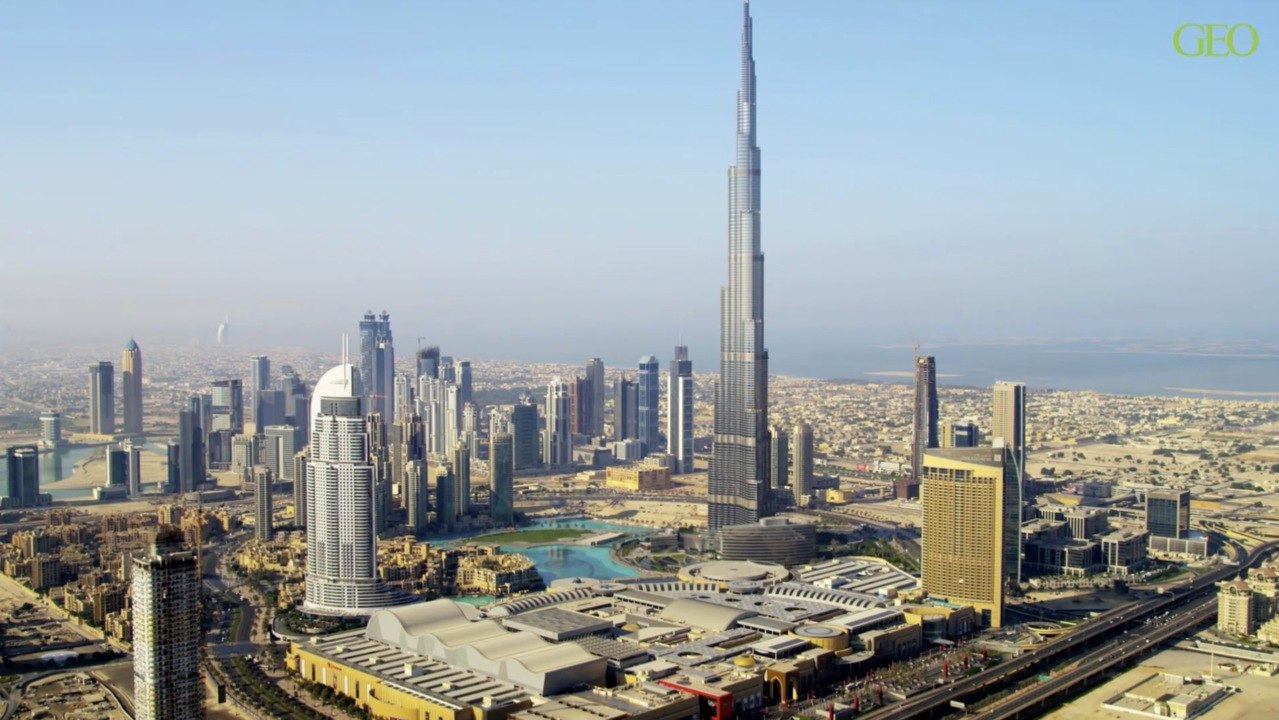 Voyage : Burj Khalifa, la plus grande tour du monde en 7 chiffres spectaculaires
