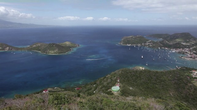 Guadeloupe : l'île ferme ses portes aux voyageurs non-vaccinés