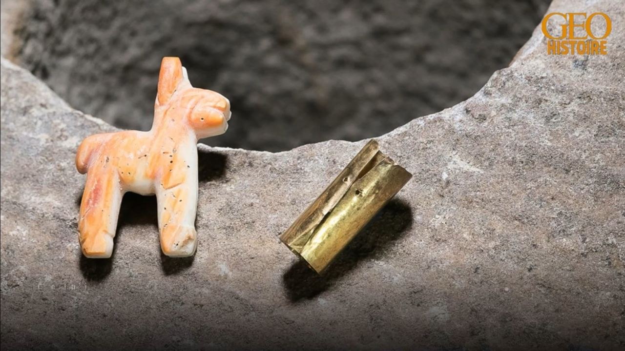 En Bolivie, une figurine de lama en coquillage perce encore un peu plus les mystères autour du lac Titicaca