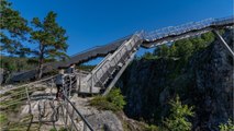 Un spectaculaire “pont en escalier” installé au dessus d’une des plus belles cascades de Norvège