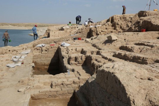 Irak : un palais de plus de 3000 ans émerge d'un lac asséché