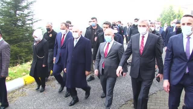 AK Parti Genel Başkanvekili Yıldırım, üniversite ve anaokulu öğrencileriyle buluştu