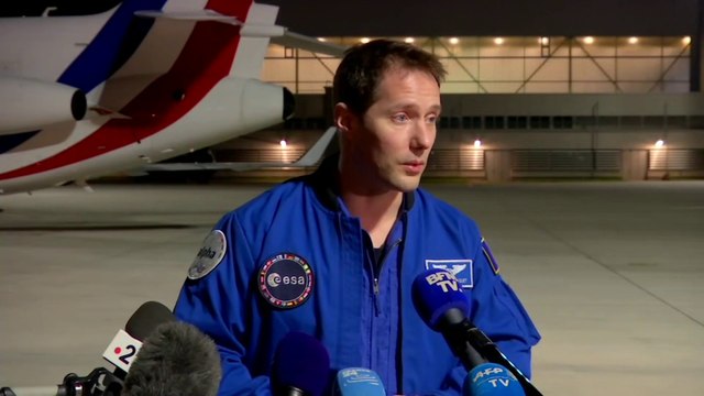 Thomas Pesquet sur ses coéquipiers : C'est vraiment devenu une famille, on a vraiment tout vécu ensemble pendant 6 mois