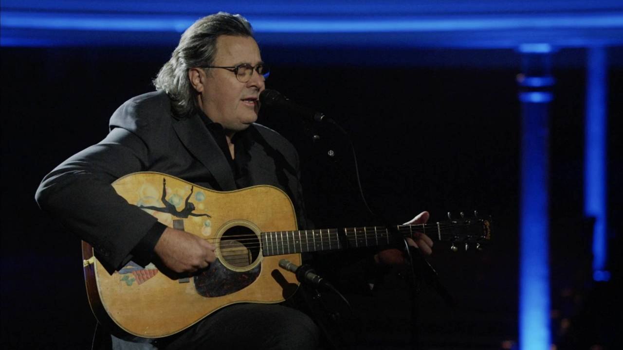 Vince Gill Donates More Than $100k to Tennessee School Bands to Replace Instruments Lost i