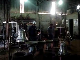 Teste dos sinos em fábrica de Uberaba