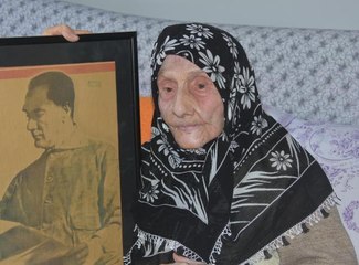 Atatürk'ü gören Atiye teyze, 10 Kasım'ı anlattı: Ustabaşı yanımıza gelip 'Atatürk öldü' dedi, çoğumuz ağlıyorduk