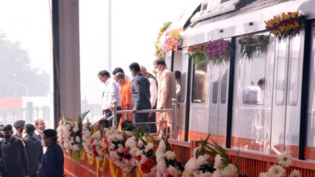 CM Yogi Adityanath flags off trial run of Kanpur Metro