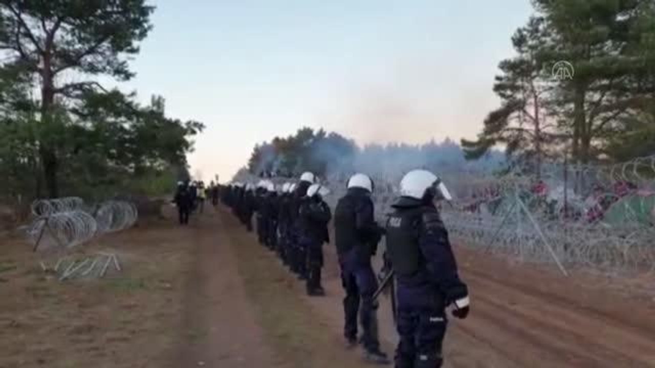 Düzensiz göçmenlerin Belarus-Polonya sınırındaki bekleyişi sürüyor