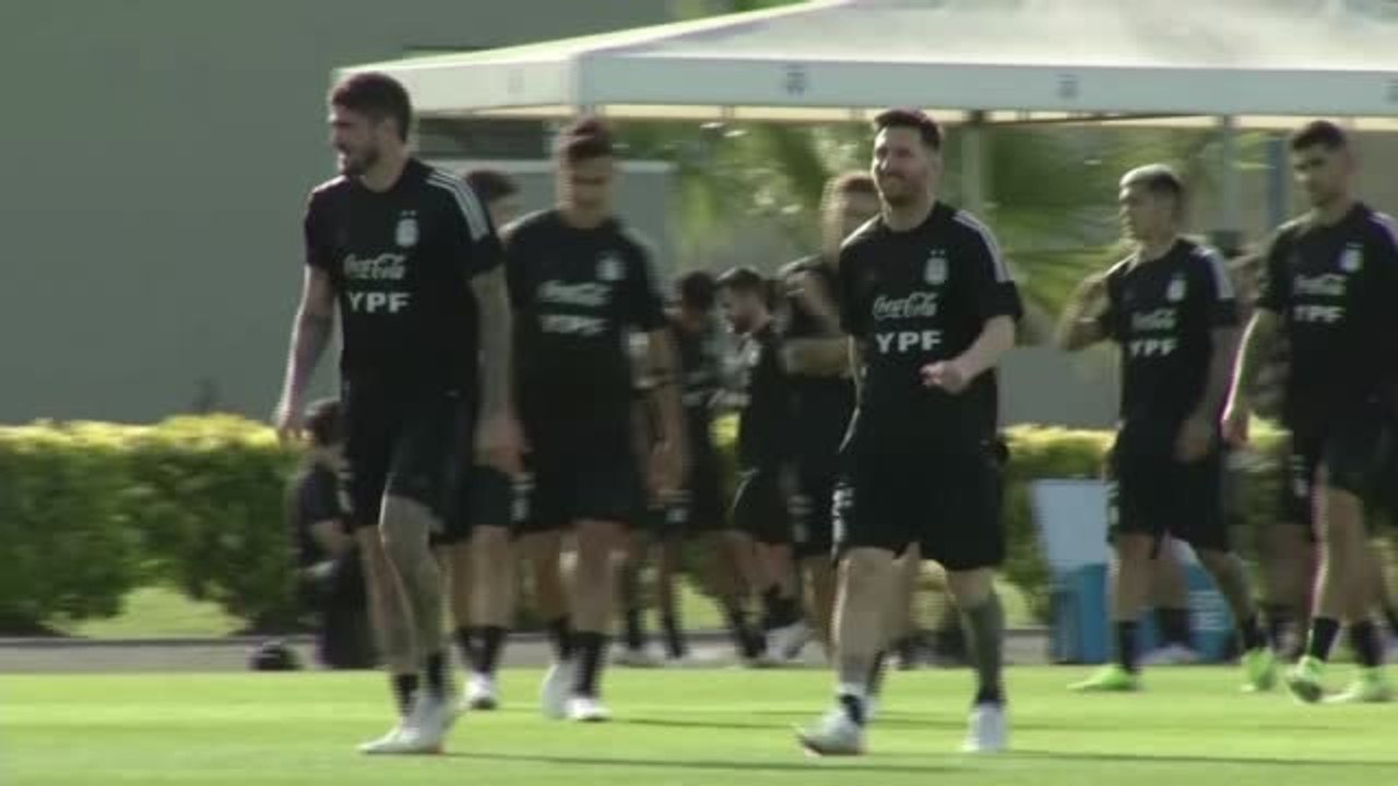Argentine - Messi et Di Maria à l'entraînement avec l'Albiceleste