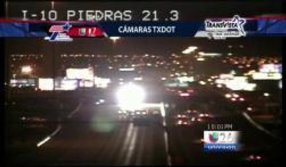 Cierran completamente el tráfico en la I-10 E por accidente de motocicleta