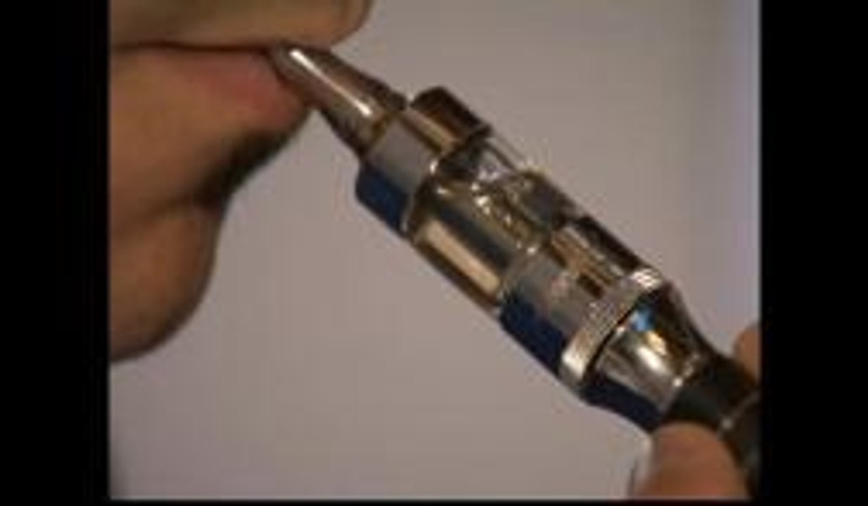 Cigarrillos electrónicos no ayudan a abandonar el hábito de fumar