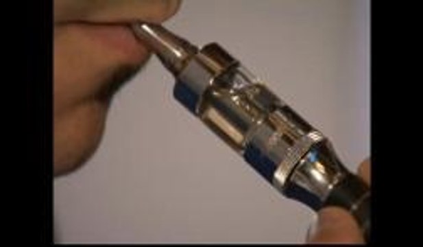 Cigarrillos electrónicos no ayudan a abandonar el hábito de fumar