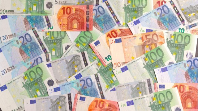 Suppression des régimes spéciaux de retraite : combien pourrait rapporter une telle mesure ?