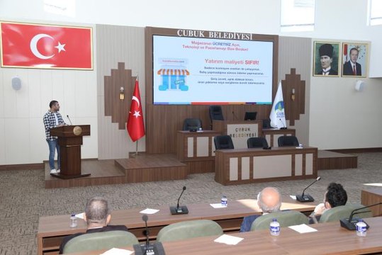 Çubuk Ticaret Borsası tarafından dijital pazarlama araçları ve teknikleri semineri