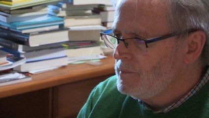 "Odio dormir", la queja de un poeta tras despertar después de 35 años en coma