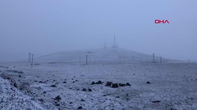 KARS-DİGOR YOLUNDAKİ 2286 RAKIMLI HANLAR GEÇİDİ BEYAZA BÜRÜNDÜ