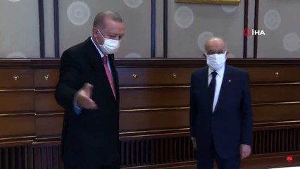 Erdoğan ile Karamollaoğlu arasında 'koltuk' krizi; Saadet Partisi'nden açıklama