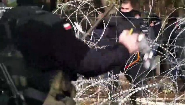 Más de 2.000 inmigrantes intentan cruzar frontera entre Bielorrusia y Polonia