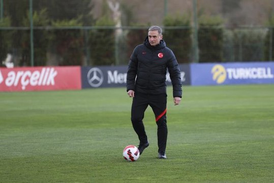 A Milli Futbol Takımı Cebelitarık ve Karadağ maçlarının hazırlıklarını sürdürdü