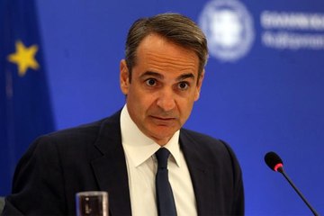 Hollandalı gazeteciden Miçotakis'i sinirlendiren soru"Yunanistan'daki mültecilerle ilgili yalan söylemeyi ne zaman bırakacaksınız?"