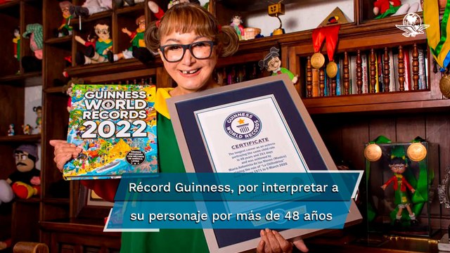 María Antonieta de las Nieves recibe premio Guinness por la longevidad de La Chilindrina
