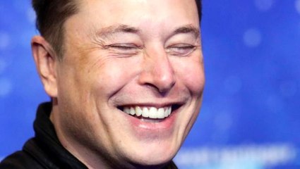 Twitter'da hisse satma anketi yapan Musk, 5 milyar dolarlık hisse sattı