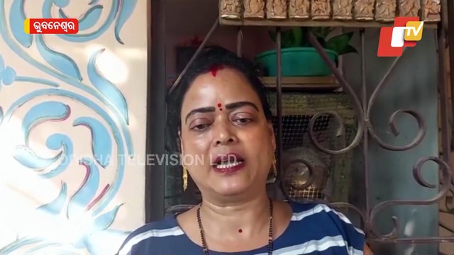 Corba Stuck In Drain Cover Rescued In Bhubaneswar