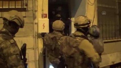 DAEŞ ile El Kaide operasyonunda 9 şüpheli yakalandı