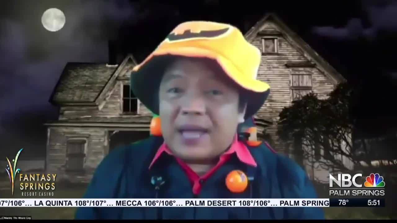 Manny Hubie Halloween Julie Bowen