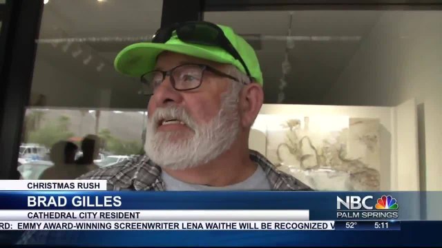 Coachella Valley Getting Last Minute Items to Make Holidays Special