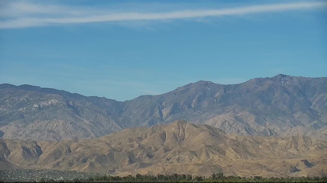 Desert Living 030520