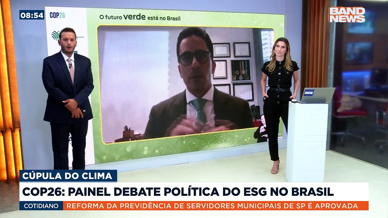 Direto de Glasgow, na Escócia com imagens do 2° painel do Brasil na COP26, debate sobre politica. Quem fala é o Luiz Carvalho, Head de pesquisa da UBS.Saiba mais em youtube.com.br/bandjornalismo#BandNews20anos #COP26 #Glasgow #ESG