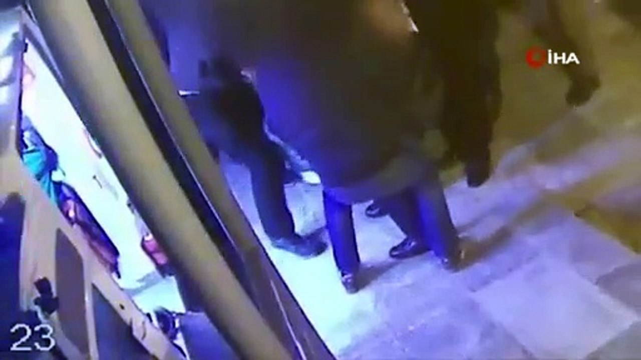 Saakaşvili yaka paça hastaneye böyle götürüldü