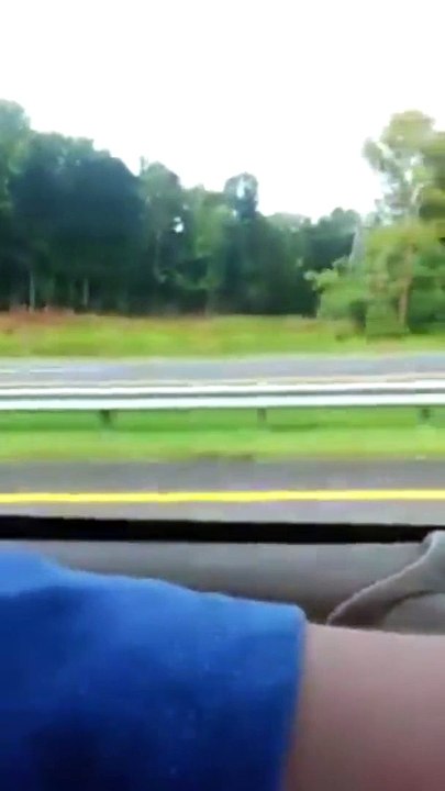 Ser adelantado por un carro romano en la autopista !