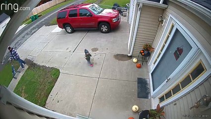 Kid Connects With Stranger's Cat