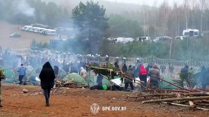 المخاوف تتزايد بشأن مصير المهاجرين العالقين عند الحدود البيلاروسية البولندية